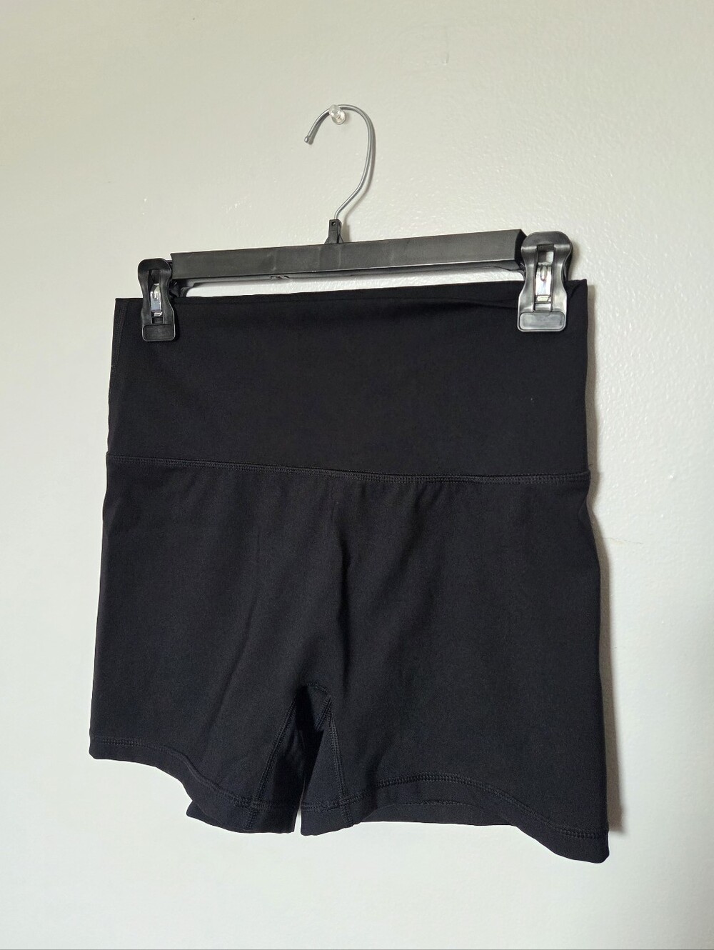 Aerie compression shorts